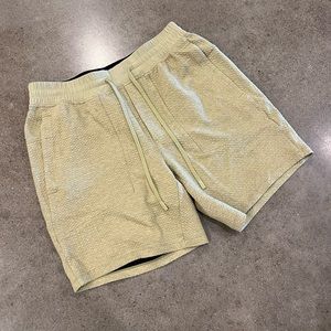 Lululemon Mens at ease shorts. Size large